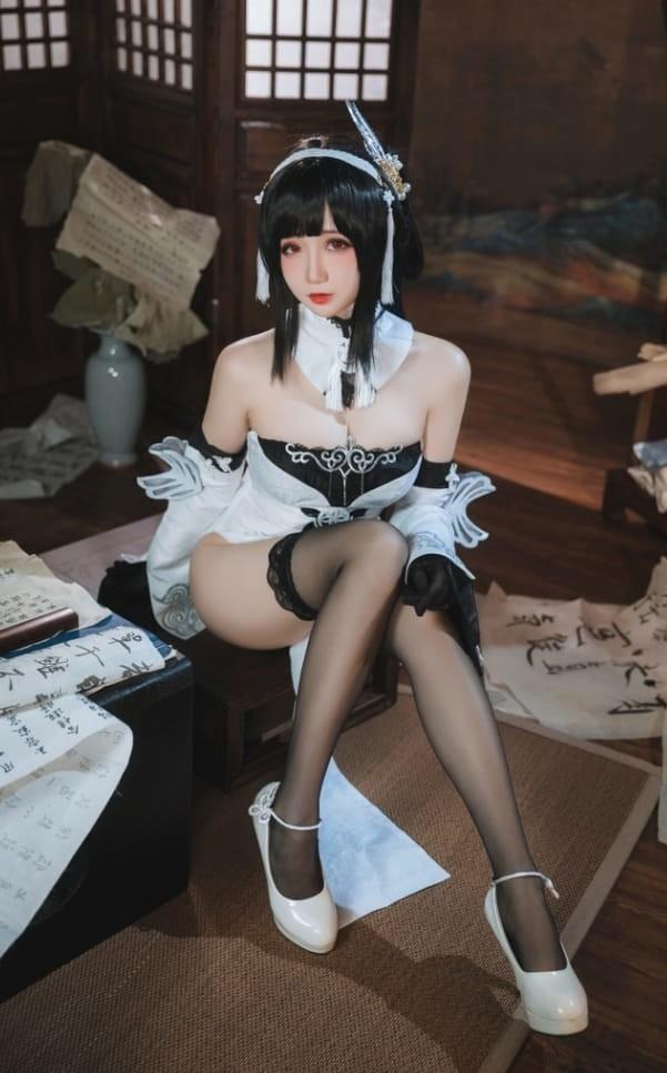 焖焖碳 – NO.28 碧蓝航线 镇海 白黑礼服 [23P-182M]